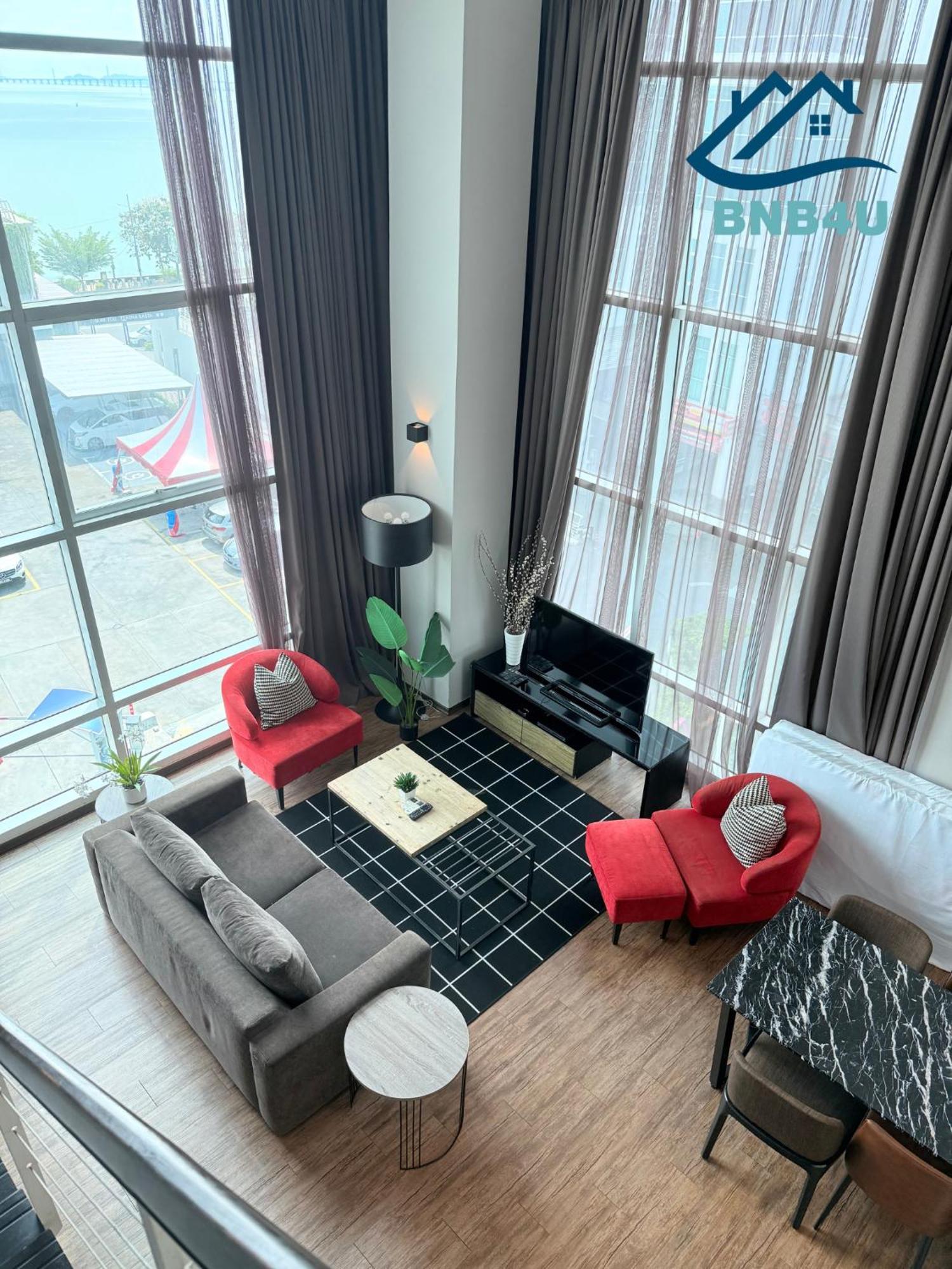 Duplex Seaview Comfort Stay In City By Iz George Town Exterior photo