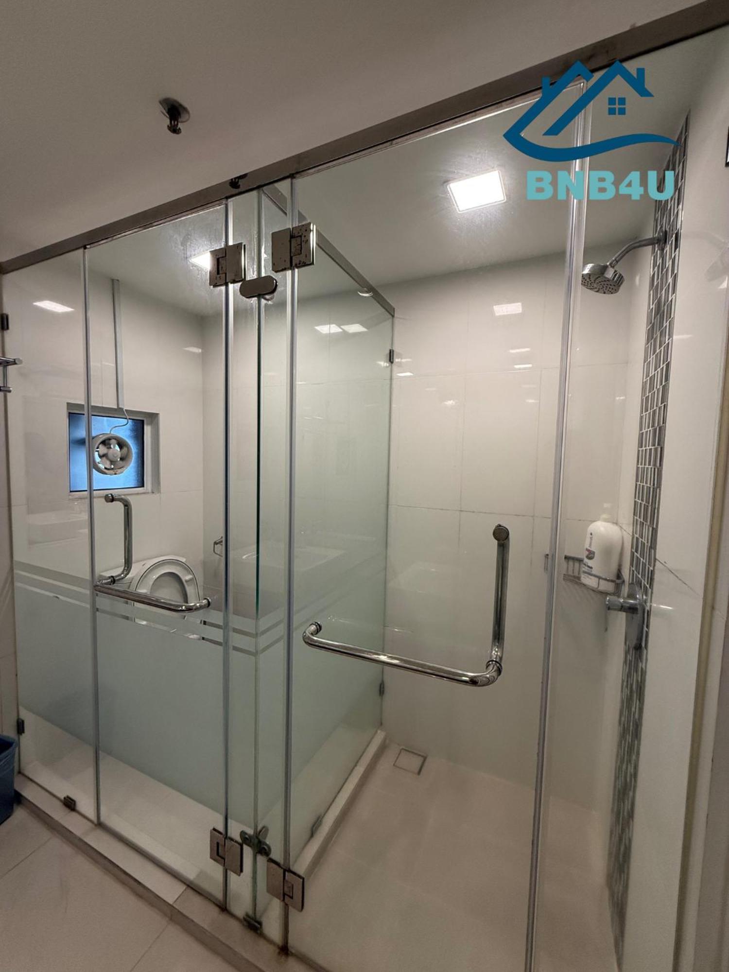 Duplex Seaview Comfort Stay In City By Iz George Town Exterior photo